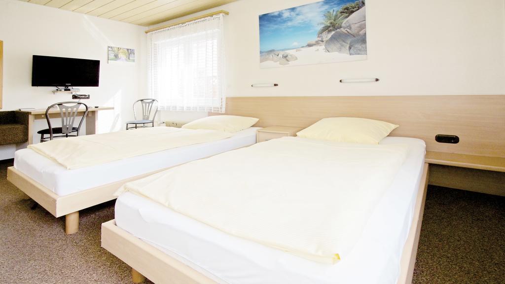 Hotel Victoria Weil am Rhein Kamer foto